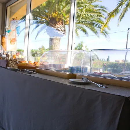 ホテル Cesario 3*