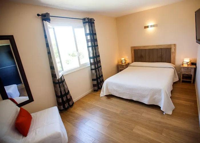 Cesario 3* Calvi (Corsica)