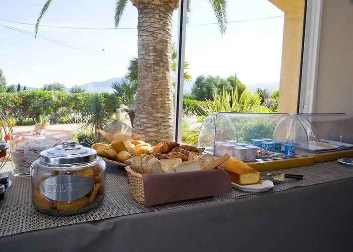 Hotel Cesario Calvi (Corsica)