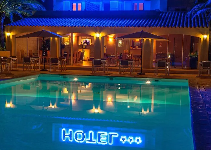 Cesario 3* Calvi (Corsica)