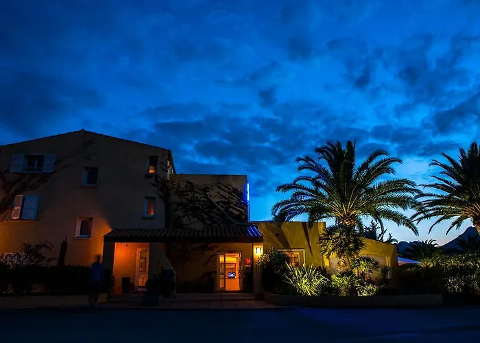 Cesario Hotel Calvi (Corsica)