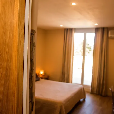 Cesario Hotel Calvi (Corsica)