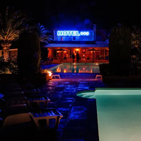 Cesario Hotel