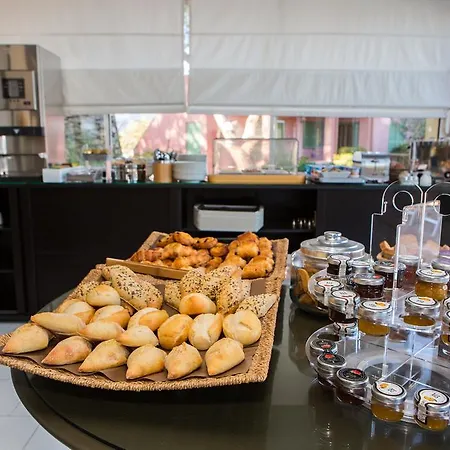 Hotel Cesario 3*