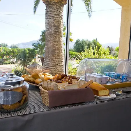 Hotel Cesario Calvi (Corsica)