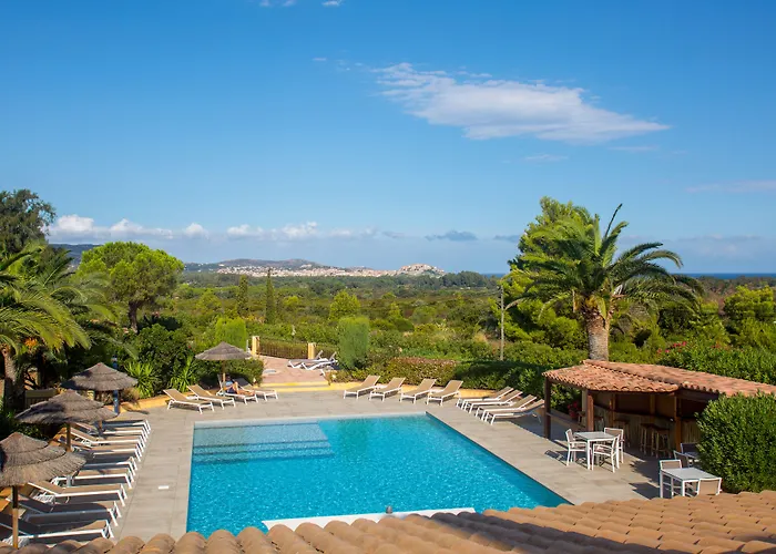 Cesario 3* Calvi (Corsica)