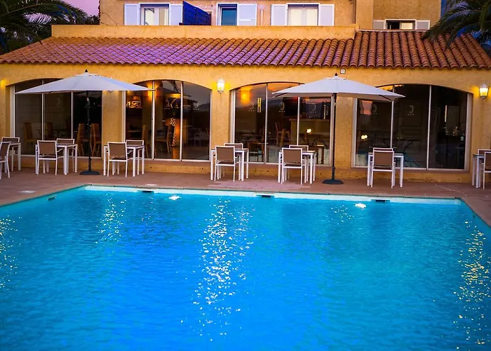 Cesario Hotel Calvi (Corsica)