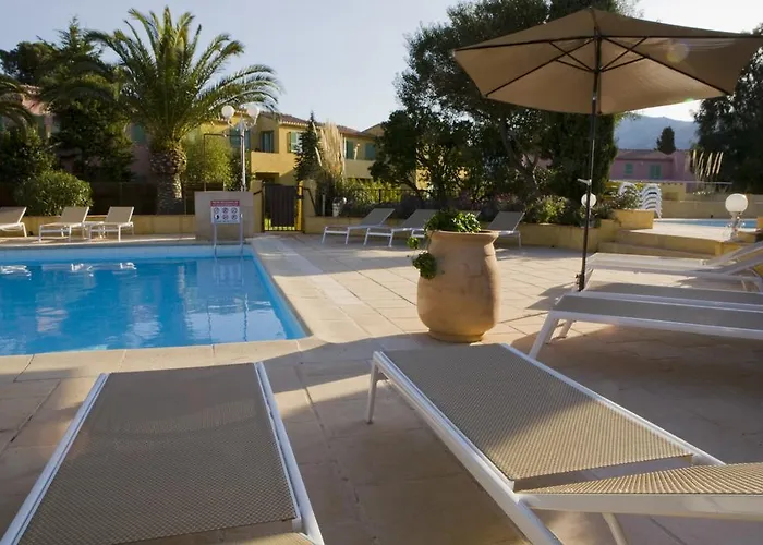 Cesario Hotel Calvi (Corsica)